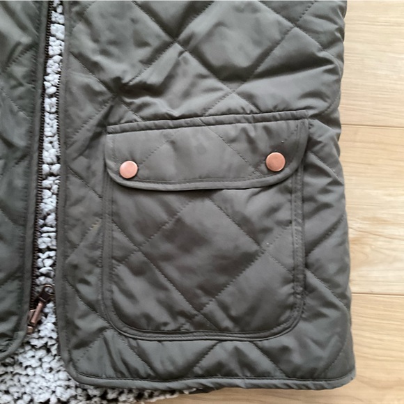 Thread & Supply reversible vest, size M - Picture 3 of 6